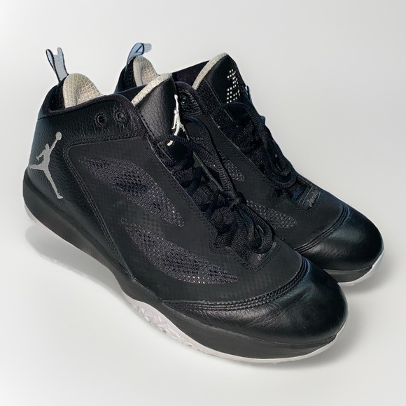 2011 Men's NIKE AIR JORDAN Q FLIGHT BLK/WHTE 10 - Picture 1 of 11